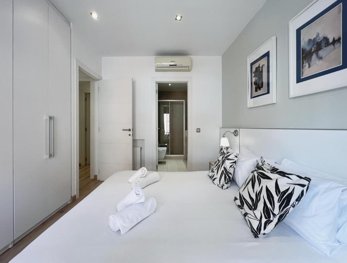 Stay U-Nique Apartments Sant Eudald Barcelona Luaran gambar